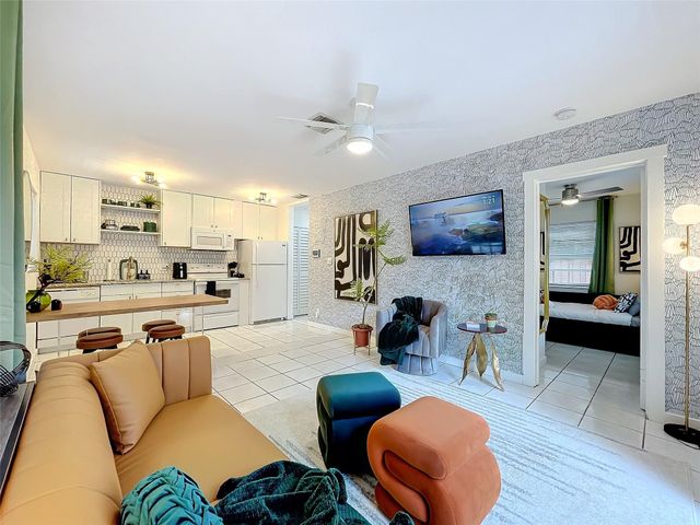 1478 NE 34th Court, Oakland Park, FL 33334