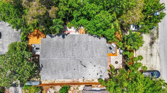 1478 NE 34th Court, Oakland Park, FL 33334