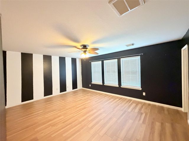 2603 Skyview Trace Court, Houston, TX 77047