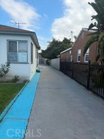 3598 Beechwood Avenue A B C., Lynwood, CA 90262