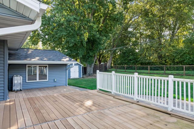 2442 Orchard Lane, White Bear Lake, MN 55110