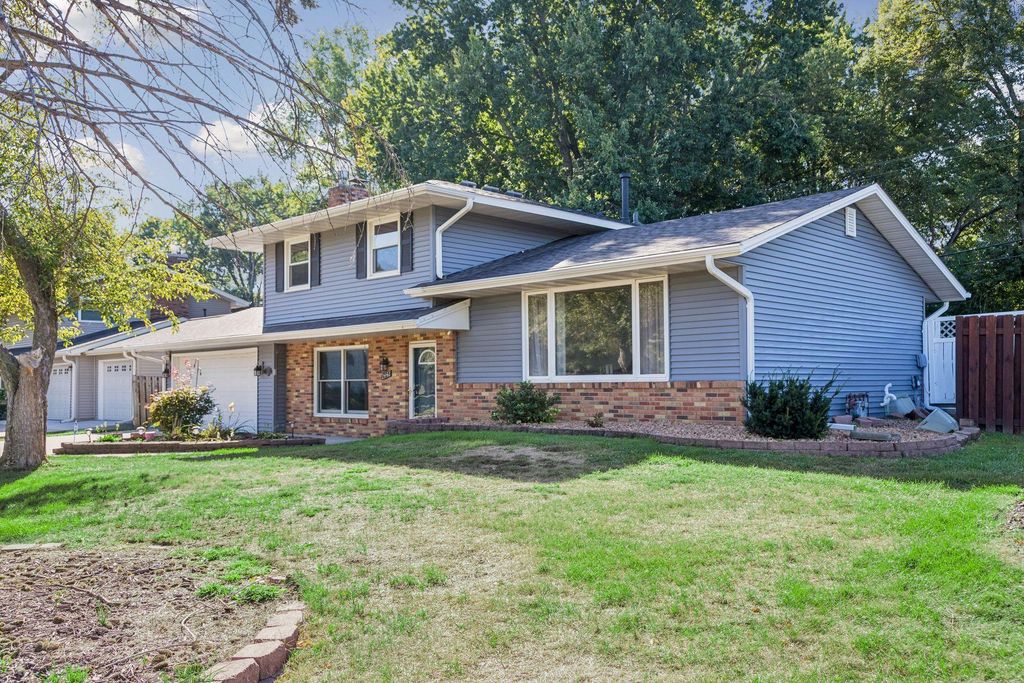 2442 Orchard Lane, White Bear Lake, MN 55110 — photo 2