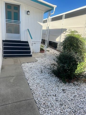 8811 Canoga Avenue 316, Canoga Park, CA 91304