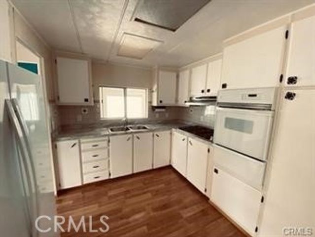 8811 Canoga Avenue 316, Canoga Park, CA 91304