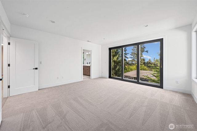16036 SE 44TH Court, Bellevue, WA 98006