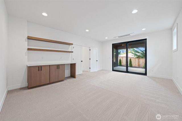 16036 SE 44TH Court, Bellevue, WA 98006