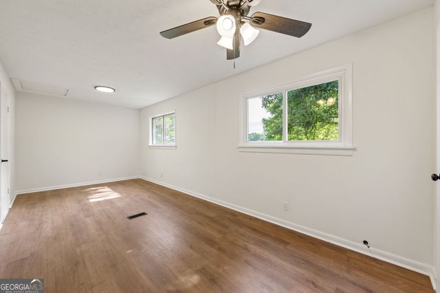 308 Fairview Road, Brooks, GA 30205