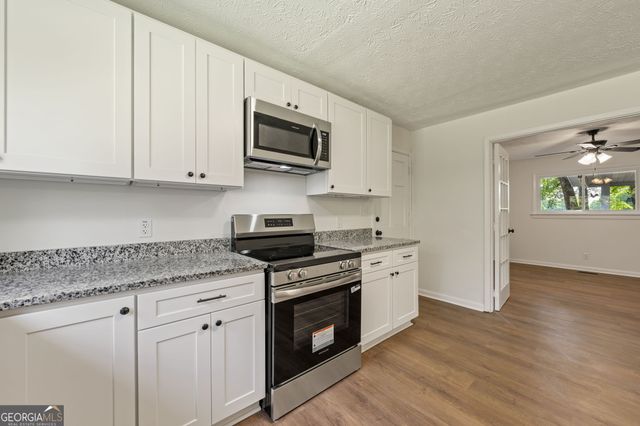 308 Fairview Road, Brooks, GA 30205