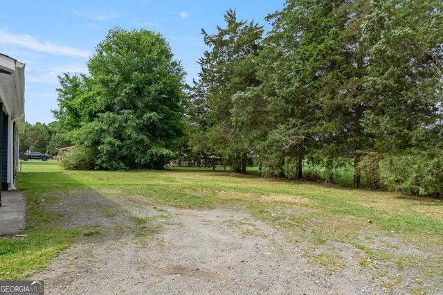 308 Fairview Road, Brooks, GA 30205