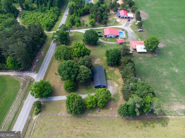 308 Fairview Road, Brooks, GA 30205