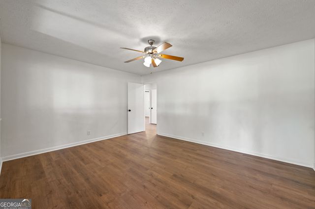 308 Fairview Road, Brooks, GA 30205