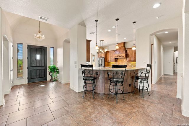 1216 Porto Point, New Braunfels, TX 78132