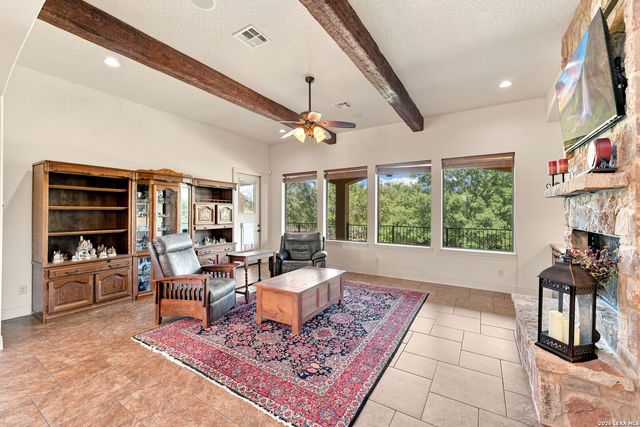 1216 Porto Point, New Braunfels, TX 78132