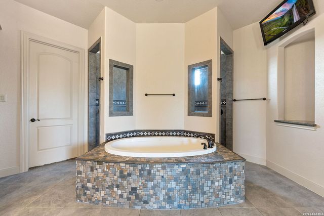 1216 Porto Point, New Braunfels, TX 78132