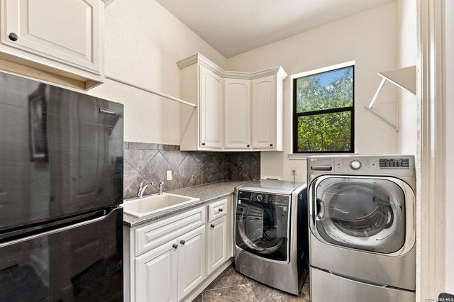 1216 Porto Point, New Braunfels, TX 78132
