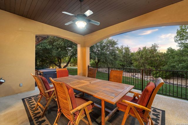 1216 Porto Point, New Braunfels, TX 78132