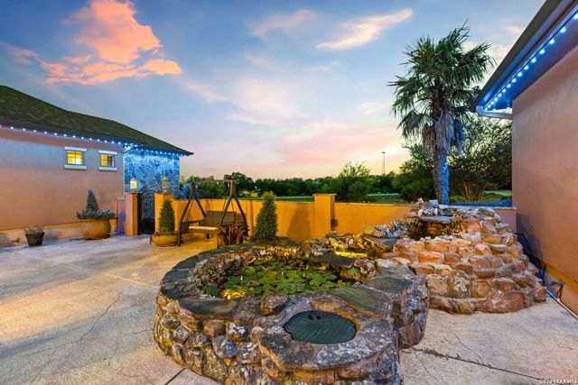 1216 Porto Point, New Braunfels, TX 78132