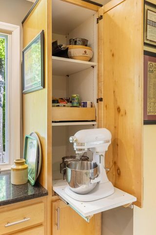 1801 Colonial Shores Drive, Hixson, TN 37343