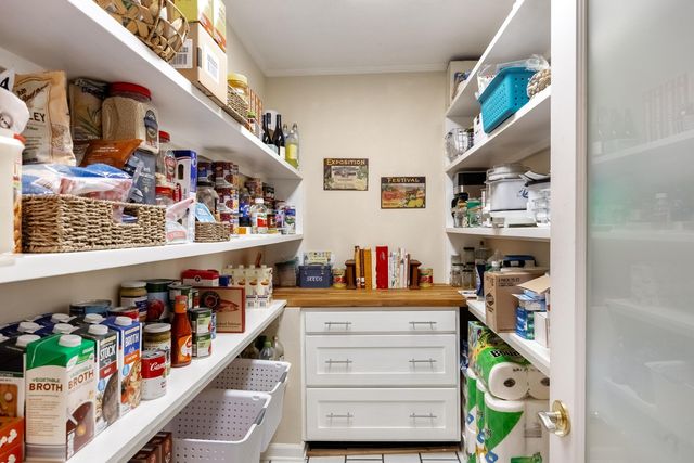 1801 Colonial Shores Drive, Hixson, TN 37343