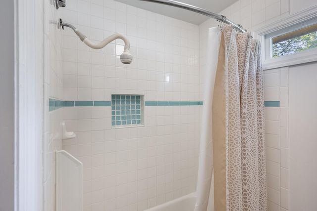 1801 Colonial Shores Drive, Hixson, TN 37343