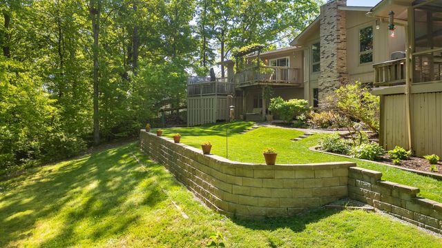1801 Colonial Shores Drive, Hixson, TN 37343