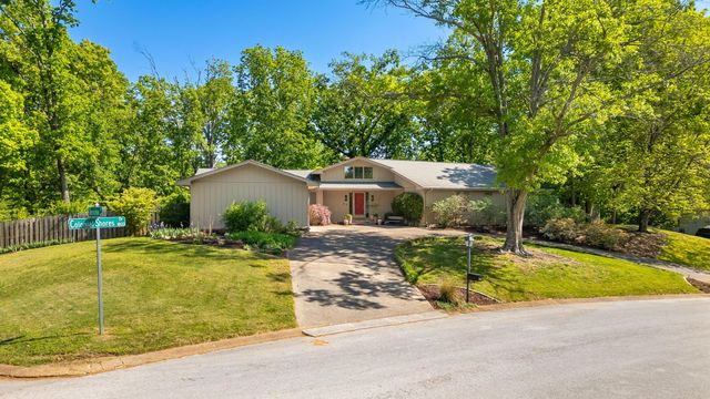 1801 Colonial Shores Drive, Hixson, TN 37343