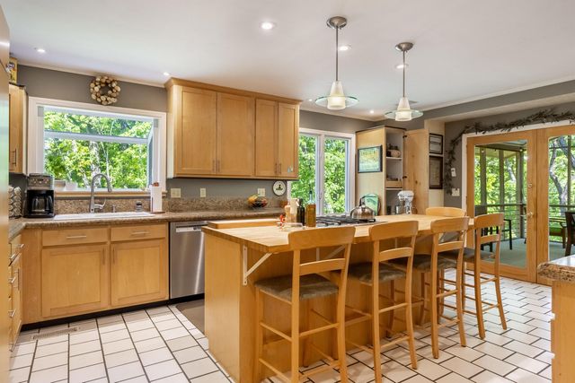 1801 Colonial Shores Drive, Hixson, TN 37343