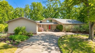 1801 Colonial Shores Drive, Hixson, TN 37343