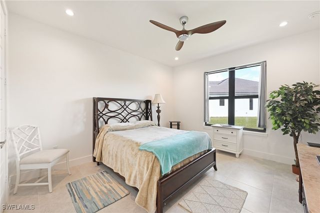 18355 Fairmont DR, Naples, FL 34114