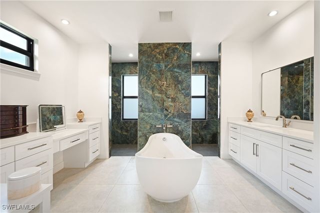 18355 Fairmont DR, Naples, FL 34114