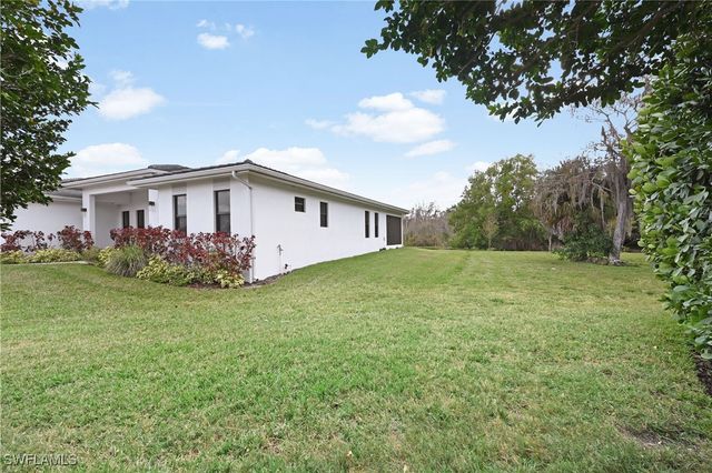 18355 Fairmont DR, Naples, FL 34114