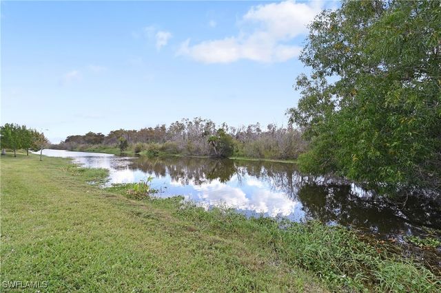 18355 Fairmont DR, Naples, FL 34114