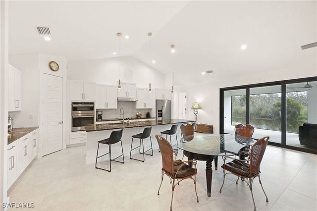 18355 Fairmont DR, Naples, FL 34114