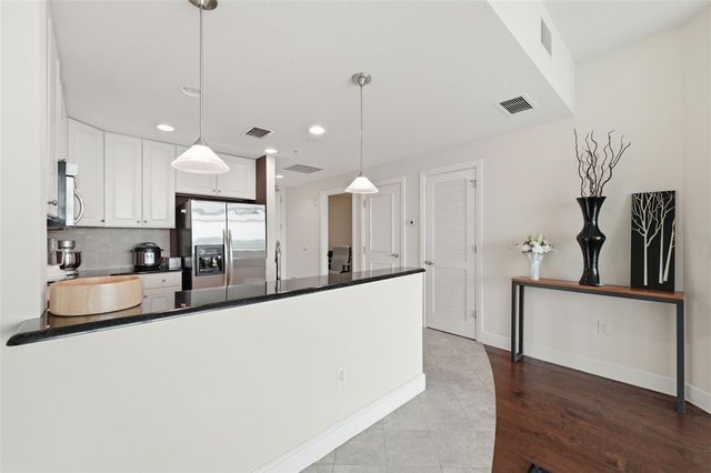 101 S EOLA DRIVE 1106, Orlando, FL 32801