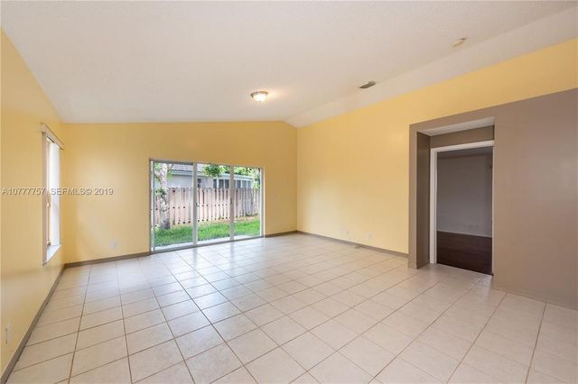 6222 Flores Del Mar, Margate, FL 33063