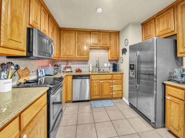 325 Huggins Drive, Springtown, TX 76082