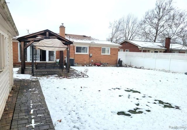 6554 Cronin Drive, Dearborn Heights, MI 48127