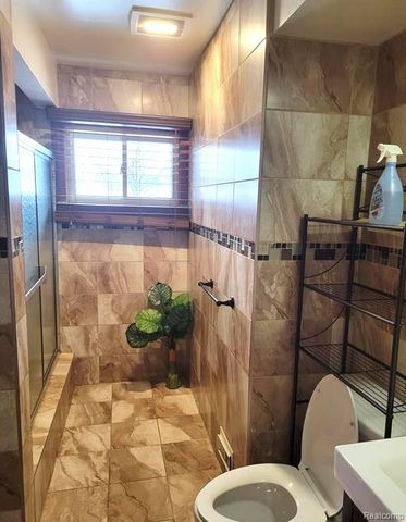 6554 Cronin Drive, Dearborn Heights, MI 48127