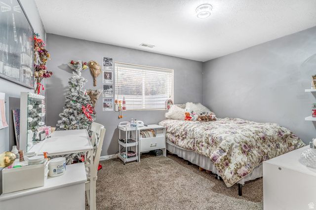 729 E CRESTVIEW DR, Tooele, UT 84074