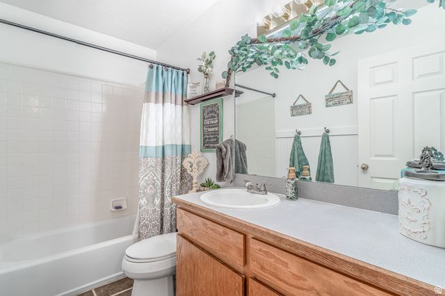 729 E CRESTVIEW DR, Tooele, UT 84074