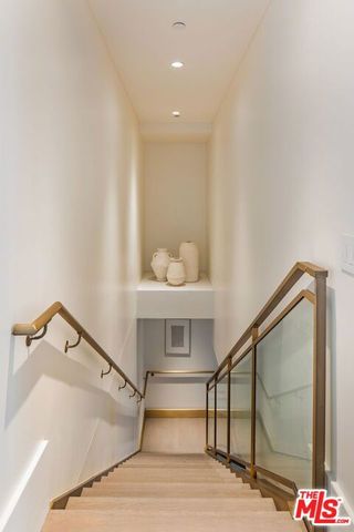 8420 W Sunset Boulevard 607, West Hollywood, CA 90069