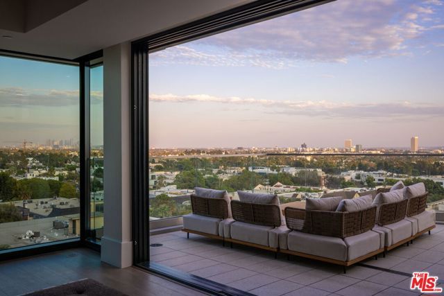 8420 W Sunset Boulevard 607, West Hollywood, CA 90069