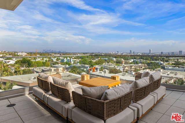 8420 W Sunset Boulevard 607, West Hollywood, CA 90069