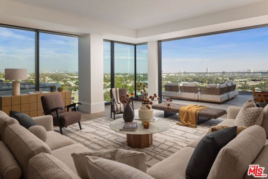 8420 W Sunset Boulevard 607, West Hollywood, CA 90069