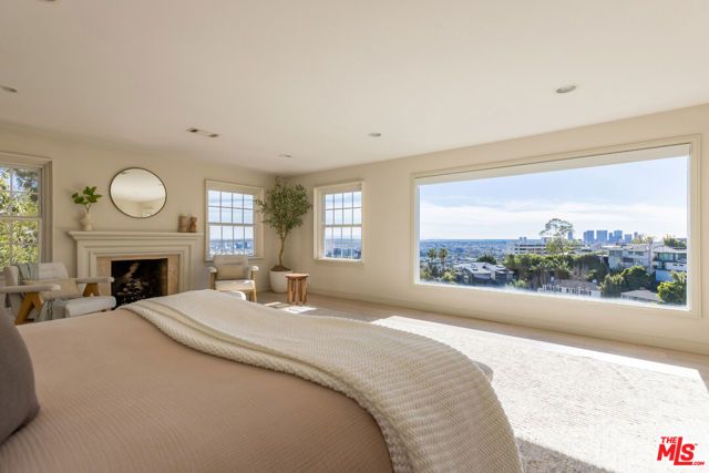 1344 Belfast Drive, Los Angeles, CA 90069