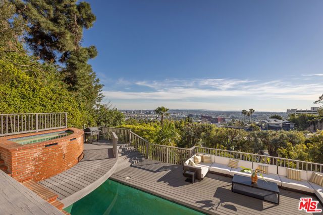 1344 Belfast Drive, Los Angeles, CA 90069