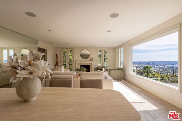 1344 Belfast Drive, Los Angeles, CA 90069