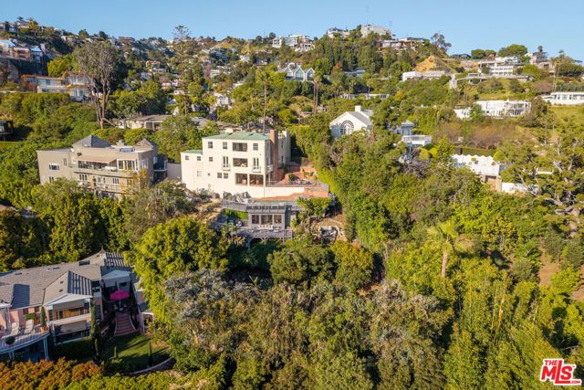 1344 Belfast Drive, Los Angeles, CA 90069