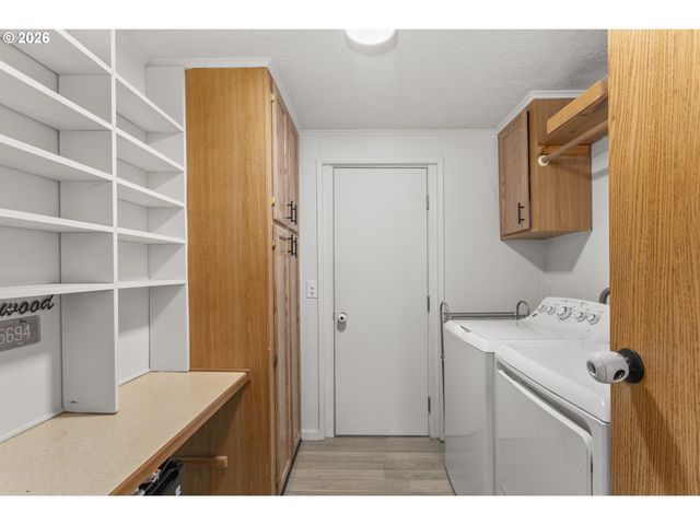 700 Ne 183RD Ave 12, Portland, OR 97230