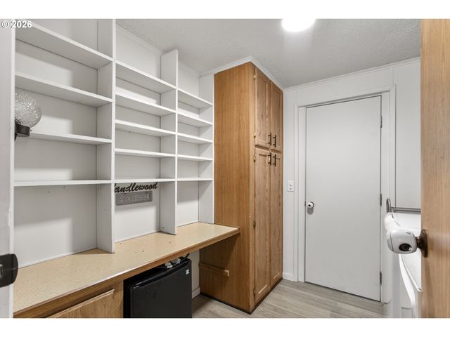 700 Ne 183RD Ave 12, Portland, OR 97230